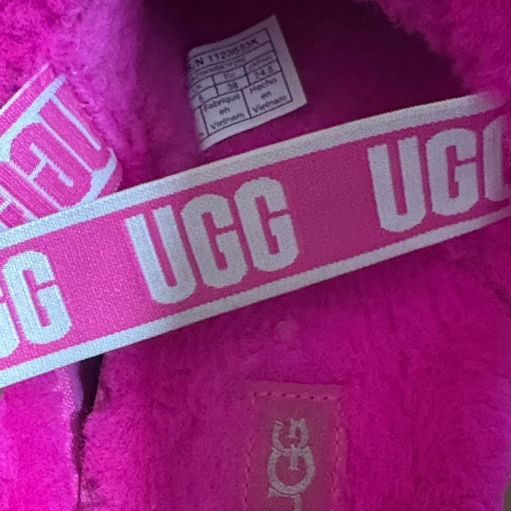 UGG Vibrant Pink Fuzzy Slippers - Picture 2 of 10